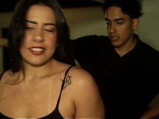 Introducing my MILF neighbor: She welcomes me to the apartment by shaking her ass in my face