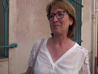 Isabelle 43ans institutrice a Orleans divorcee