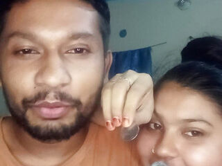 Natural beutiful hot girls in home Indian hot wife in home