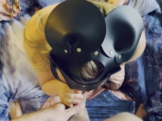 Sexy Mouse Blowjob: Amateur Babe Swallows Cum