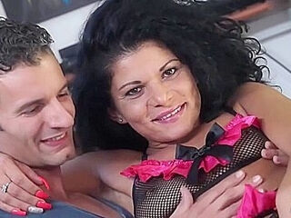Giulia Squirt And Alabor In Naughty Mature Romanian Squirts Like Crazy In Hardcore Italian Fuck