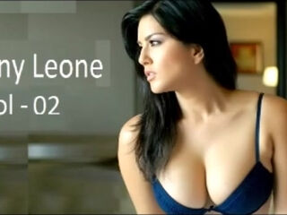 Sunny Leon 03