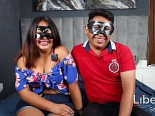 Tres negros se follan a esposa cachonda frente a su esposo