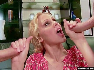 Julia Ann Threesome (1080)