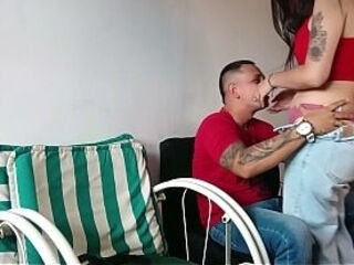 Una larga charla que termino en una metida de polla