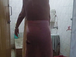Indian Housewife Nude and Naked Bath